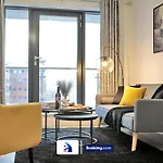 Modern 2 Bed, 2 Bath Apt With Ensuite By Avalora Short Lets & Serviced Accommodation Salford With Balcony, Near Tram Stop Salford Quays